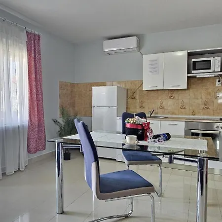 Pana Apartament *