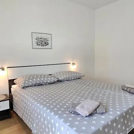 Apartment Pana *